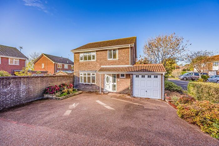 4 Bedroom Detached House For Sale In Panton Close, Emsworth, PO10