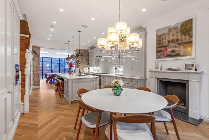 4 Bedroom Terraced House To Rent In Lamont Road, SW10