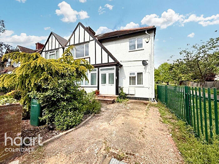 4 Bedroom Maisonette For Sale In Edgware Way, HA8