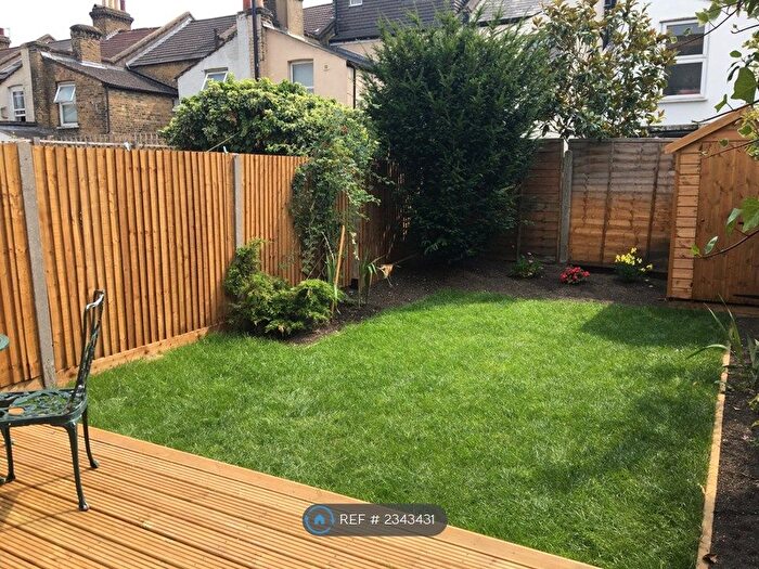 1 Bedroom Flat To Rent In Tooting, London, SW17