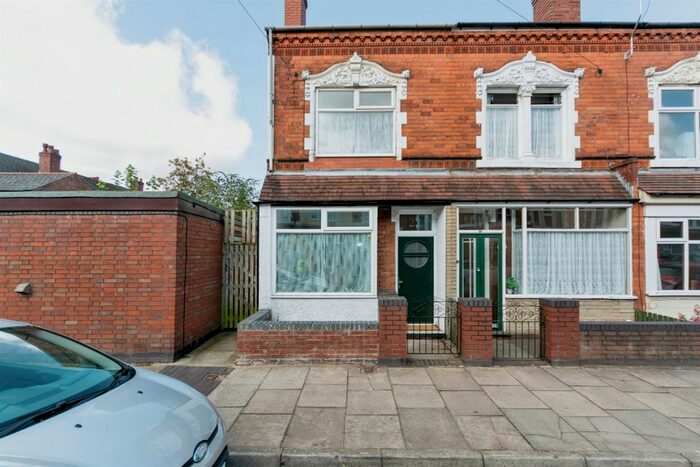 3 Bedroom End Terrace House For Sale In Cecil Road, Selly Park, Birmingham, B29