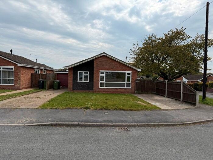 2 Bedroom Detached Bungalow For Sale In Coldham Close, Ormesby, Great Yarmouth, Norfolk, NR29