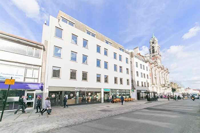 Studio To Rent In High Street, Colchester, CO1