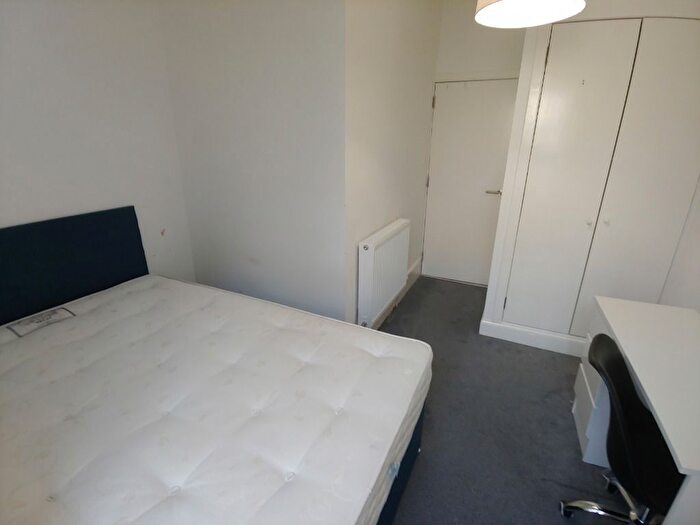 4 Bedroom Flat To Rent In West Preston Street, Edinburgh, EH8