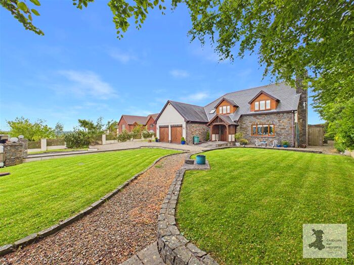 4 Bedroom Detached House For Sale In Beulah, Newcastle Emlyn, SA38