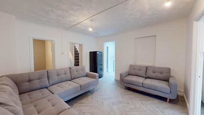 7 Bedroom House To Rent In Englishcombe Lane, Bath, BA2