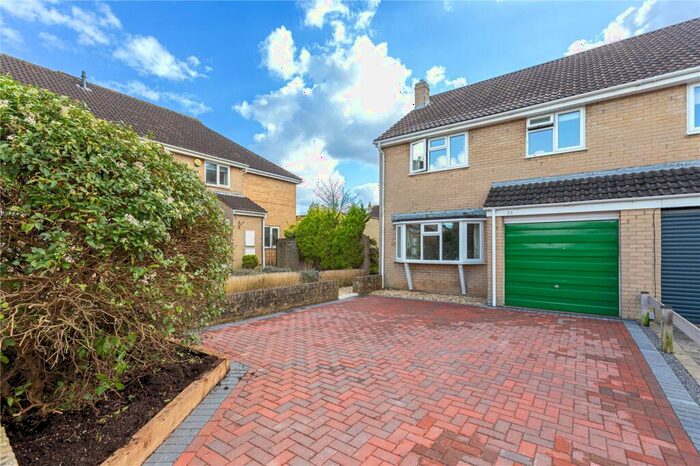 3 Bedroom Semi-Detached House To Rent In Sates Way, Henleaze, Bristol, BS9