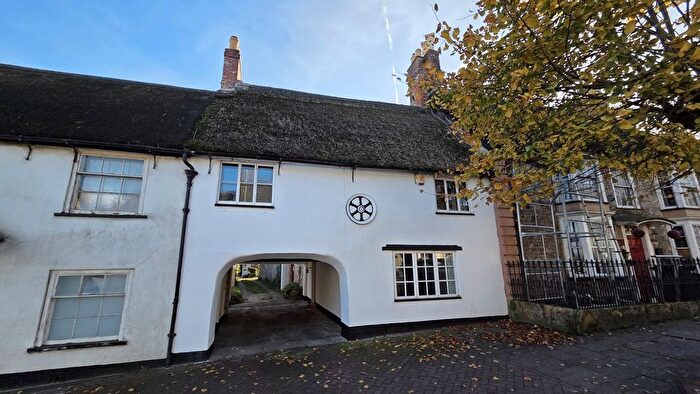 2 Bedroom Cottage To Rent In High Street, Chard, Somerset, TA20