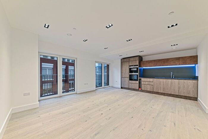 1 Bedroom Flat To Rent In Exchange Gardens, Vauxhall, London, SW8