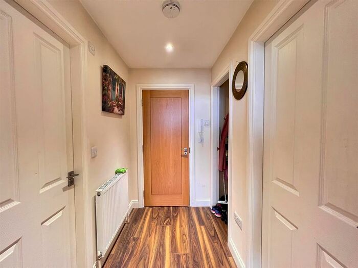 1 Bedroom Flat To Rent In York Road, Acomb, York, YO24