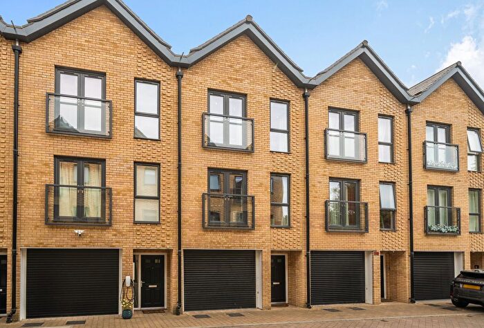 3 Bedroom Terraced House For Sale In Daffodil Close, Mitcham Junction, Mitcham, CR4