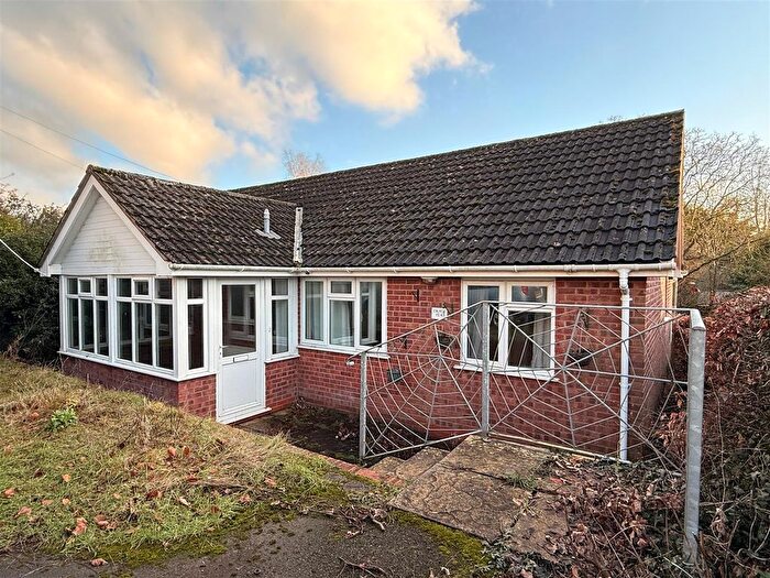 3 Bedroom Detached Bungalow For Sale In Pencombe, Bromyard, HR7