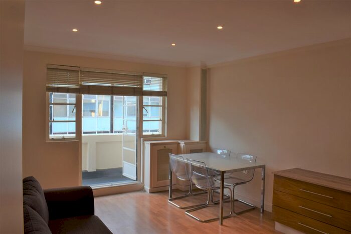Studio To Rent In Palace Gardens Terrace, Notting Hill Gate, W8