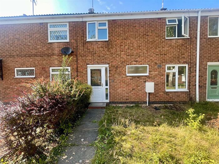 3 Bedroom Terraced House To Rent In Keswick Walk, Coventry, CV2