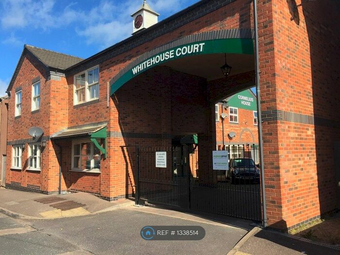 1 Bedroom Flat To Rent In Broad Street, Cannock, WS11