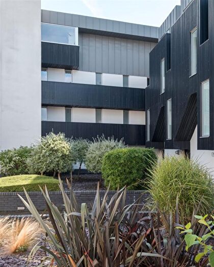 2 Bedroom Flat For Sale In Cemetery Road, Sharrow, S11