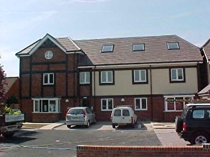 2 Bedroom Flat To Rent In London Road, Oxford, OX3