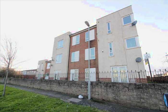 2 Bedroom Flat To Rent In Briton Court, Britonside Avenue, Kirkby, L32