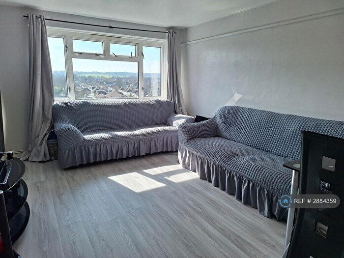 2 Bedroom Flat To Rent In Violet Lane, Croydon, CR0