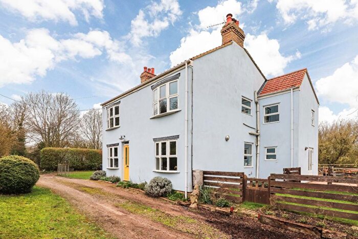 4 Bedroom Detached House For Sale In Ely Road, Waterbeach, Cambridge, CB25