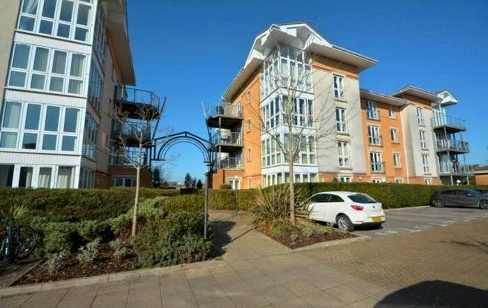 2 Bedroom Flat To Rent In Hawkeswood Road, Southampton, Hampshire SO18