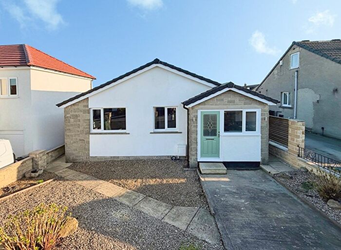 3 Bedroom Detached Bungalow For Sale In Cavendish Drive, Eldwick, Bingley, BD16
