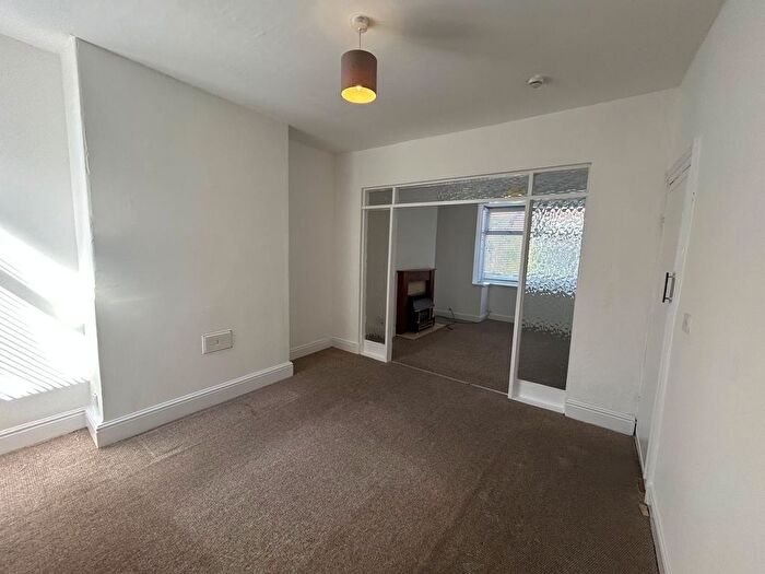 2 Bedroom Terraced House To Rent In Holyrood Avenue, Spring Bank West, Hull, HU3