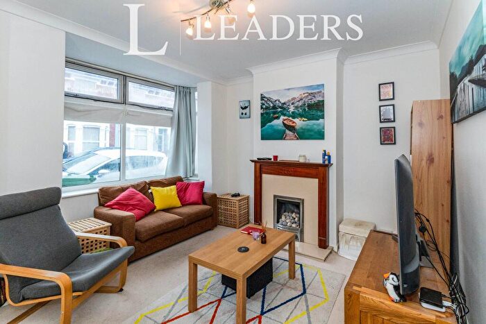 2 Bedroom House To Rent In Eastfield Road, PO4