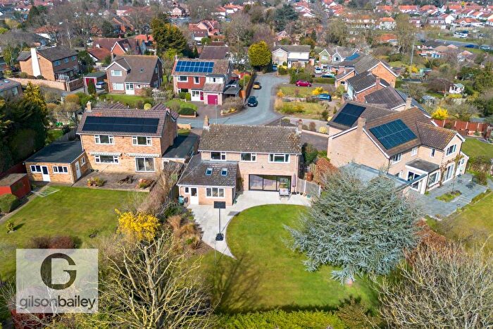 4 Bedroom Detached House For Sale In Boulderside Close, Thorpe St Andrew, NR7