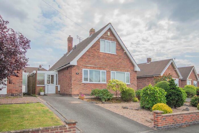 3 Bedroom Bungalow To Rent In Beeley Close, Allestree, Derby, DE22