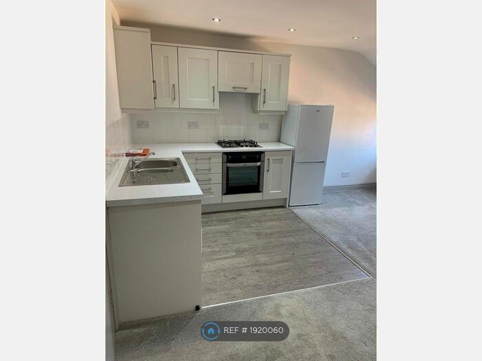 2 Bedroom Flat To Rent In Church Street, Lutterworth, LE17