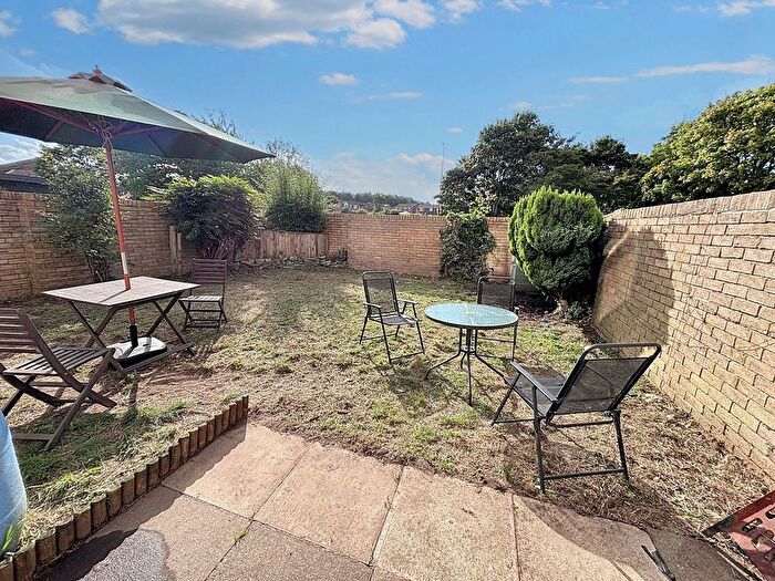 1 Bedroom Flat To Rent In Wellington Court, Washington, NE37