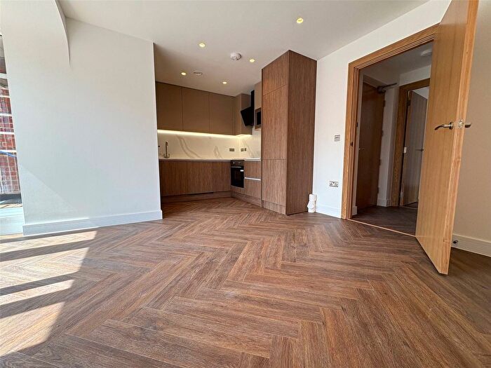 1 Bedroom Flat To Rent In Fleet Road, Fleet, Hampshire, GU51