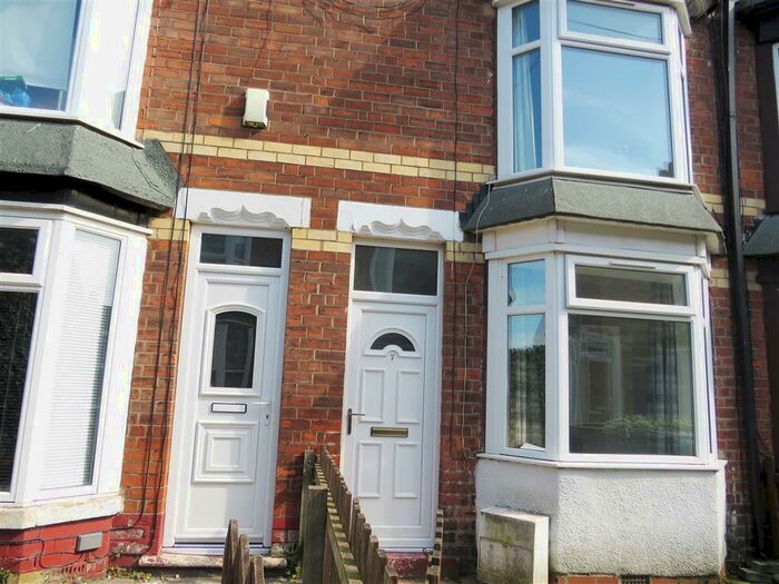 2 Bedroom Terraced House To Rent In Clinton Avenue, Manvers Street, Hull, HU5