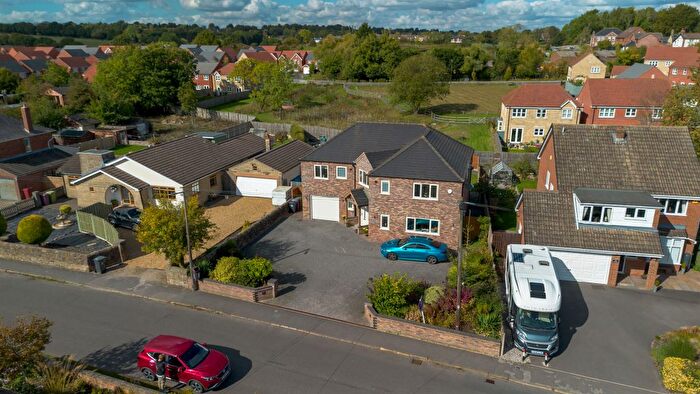 4 Bedroom Detached House For Sale In Hallfieldgate Lane, Shirland, Alfreton, DE55