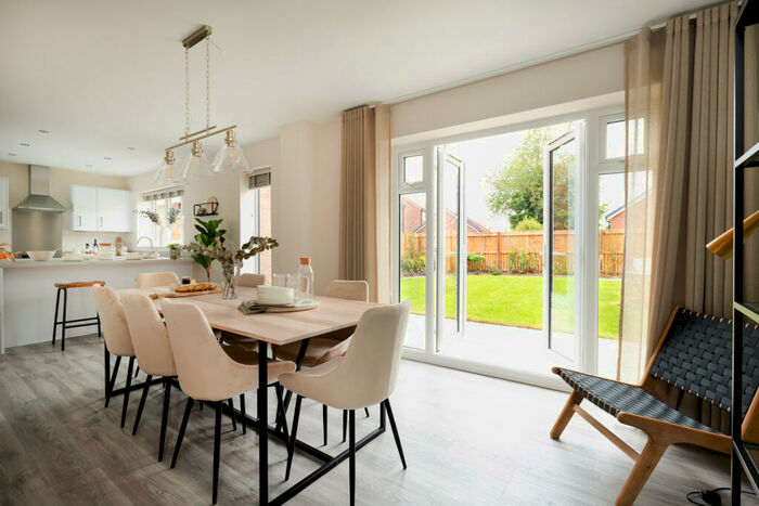 4 Bedroom Detached House For Sale In Great Gutter Lane West, Kirk Ella, Yorkshire, HU10