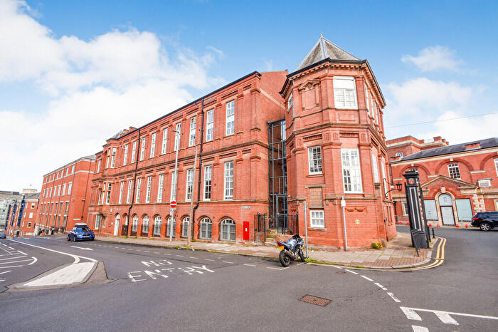 1 Bedroom Apartment For Sale In Park Row, Nottingham, NG1