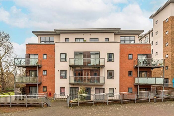 1 Bedroom Flat To Rent In Hither Green Lane, London, SE13