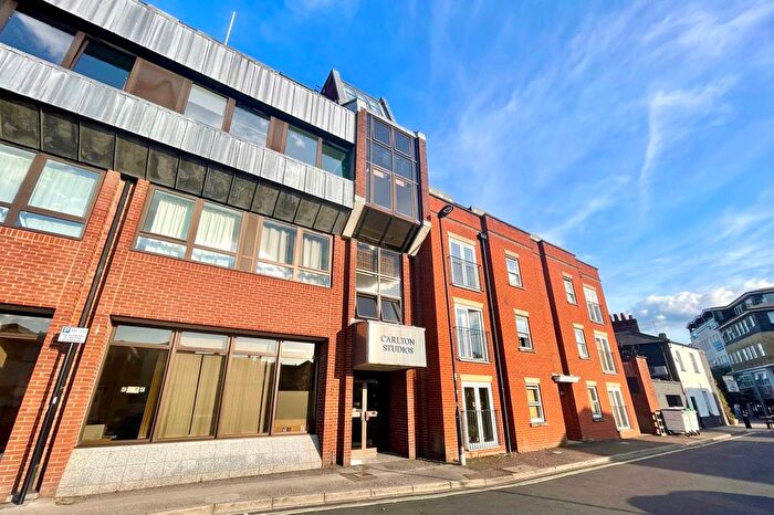 2 Bedroom Flat For Sale In Upper Banister Street, Southampton, SO15