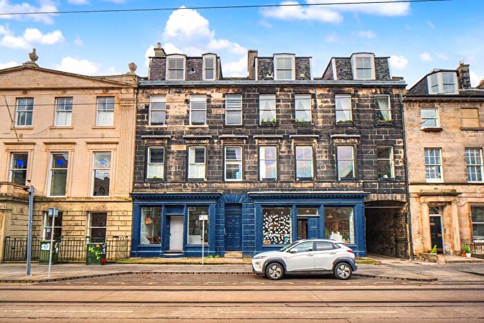 1 Bedroom Flat For Sale In / Constitution Street, North Leith, Edinburgh, EH6