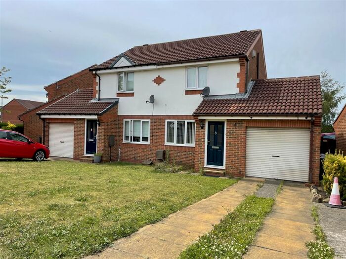 2 Bedroom House To Rent In Iris Crescent, Ouston, Chester Le Street, DH2