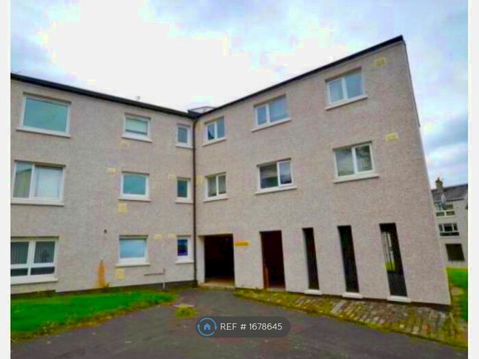 3 Bedroom Flat To Rent In Tarbolton Road, Cumbernauld, Glasgow, G67