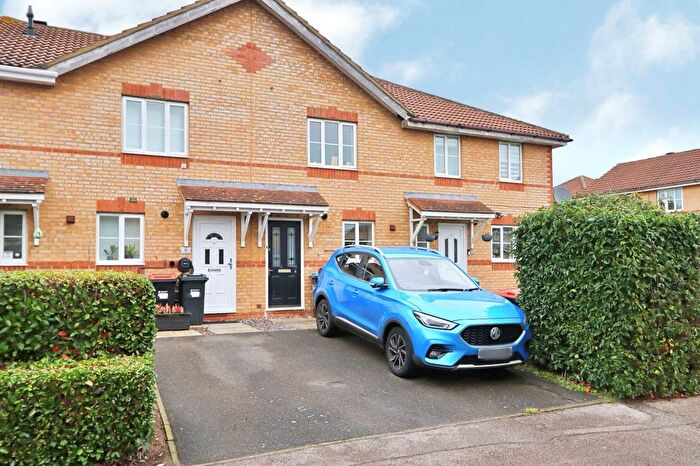 2 Bedroom Terraced House For Sale In Chicksands Avenue, Monkston, Milton Keynes, Buckinghamshire, MK10