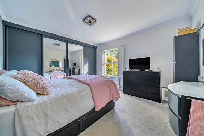 4 Bedroom Detached House For Sale In The Street, Eythorne, CT15