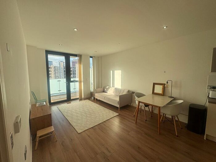 1 Bedroom Flat To Rent In Sequoia House, Quebec Way, London, SE16