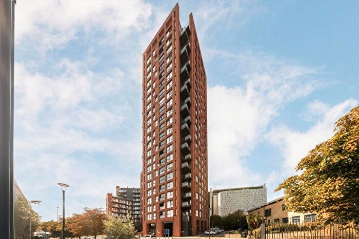 1 Bedroom Flat To Rent In Silvocea Way, Canary Wharf, E14