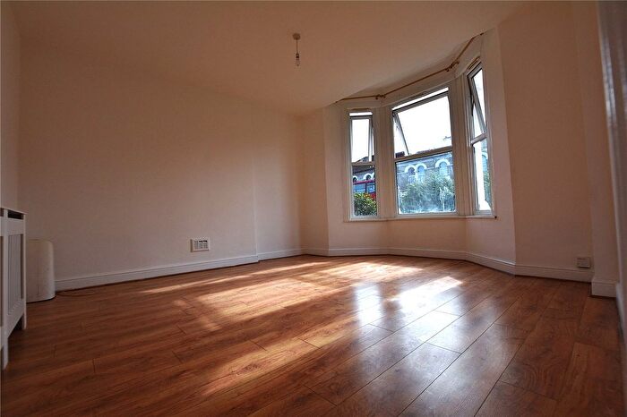 2 Bedroom Flat To Rent In Brigstock Road, Thornton Heath, CR7