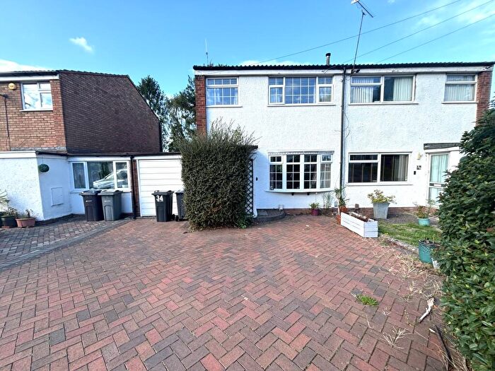 3 Bedroom House To Rent In Wellman Croft, Selly Oak, B29