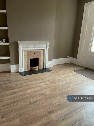 2 Bedroom Flat To Rent In Crouch End, London, N8