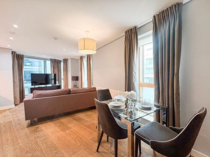 2 Bedroom Flat To Rent In Merchant Square, Paddington, London, W2
